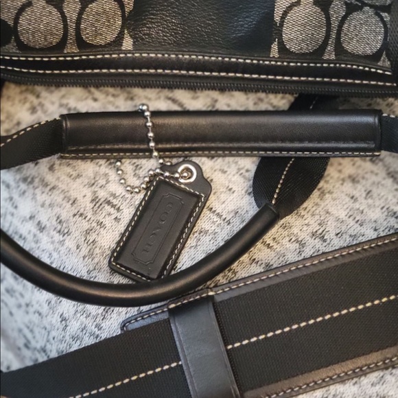 💜COACH HERITAGE STRIPE BOSTON. 💜. BLK/LT Grey TRAVEL BAG - Picture 8 of 12